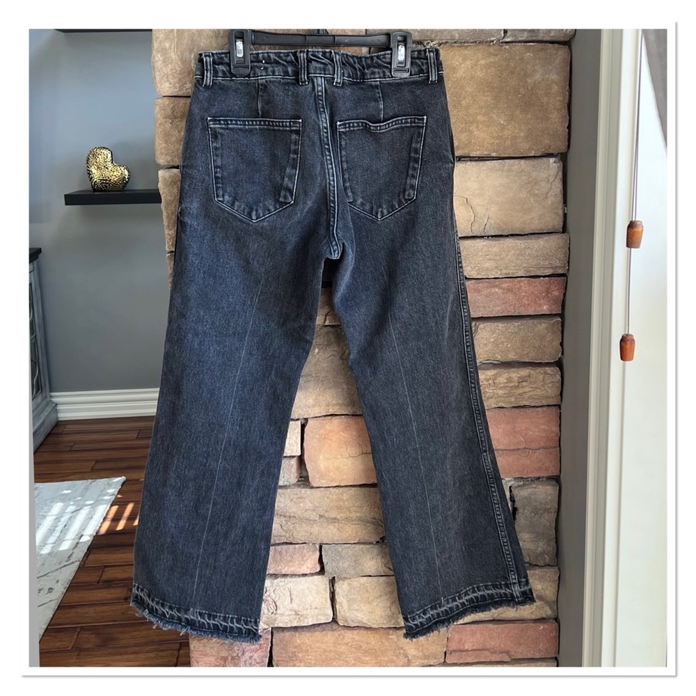 ZARA 'Ness' Cropped Flare Women's Black Jeans - Picture 4 of 10